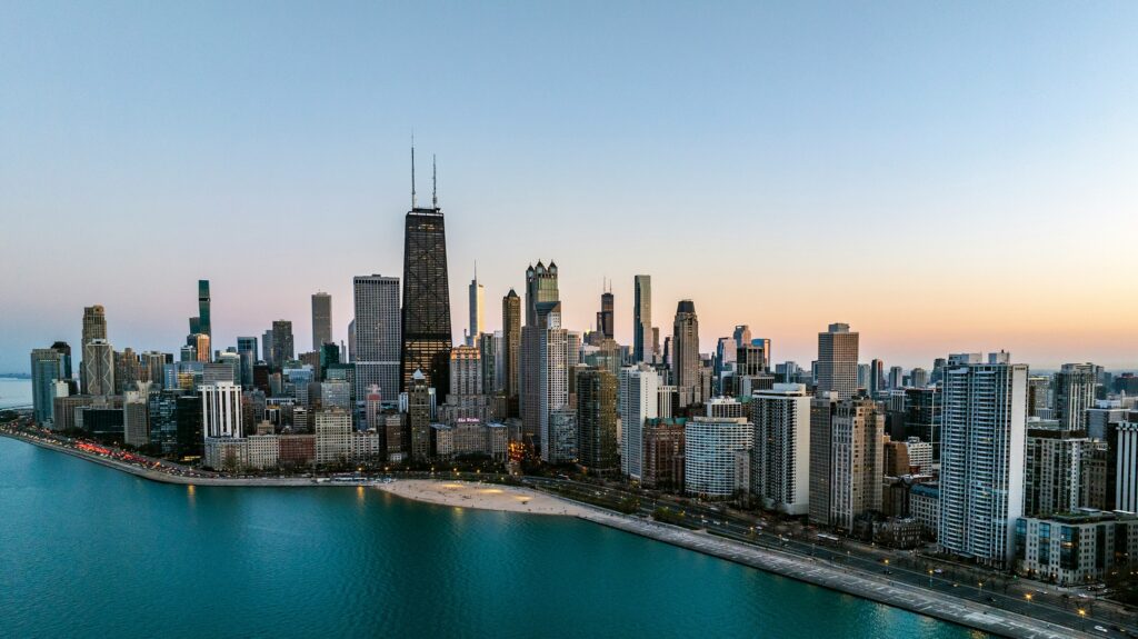 View of Chicago on Lake Michigan from the north. Photo by Ricky Beron on Unsplash.